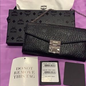 Mcm wallet also wallet on chain pre owned